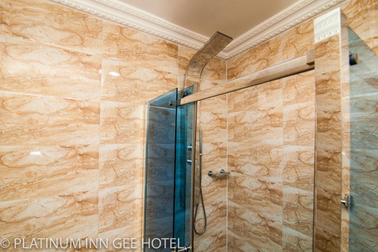 Platinum Inn Gee Hotel Suru Lere Exterior photo